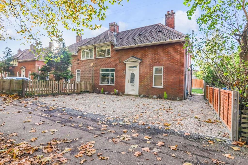 ノリッチ 4 Bed Colman Roadヴィラ エクステリア 写真